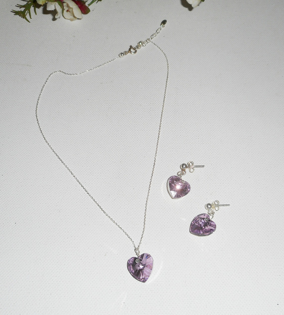 Ciondolo a forma di cuore viola con cristallo Swarovski su catena d'argento 925