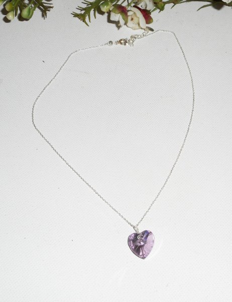 Ciondolo a forma di cuore viola in cristallo Swarovski su catena d'argento 925