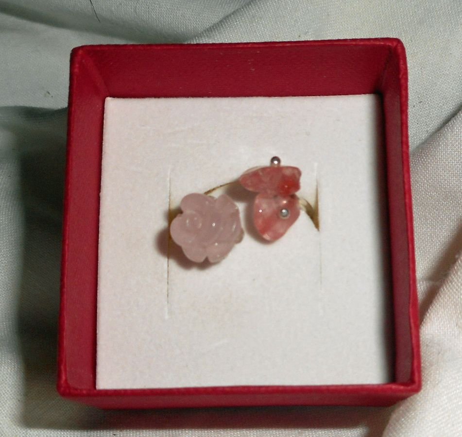 Anello con fiore e pietra - quarzo rosa e argento 925