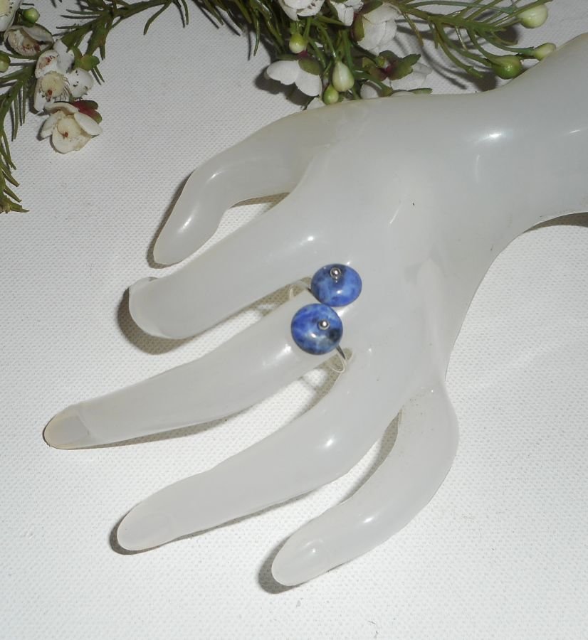 Originale anello in argento 925 con fiori e pietre di sodalite blu