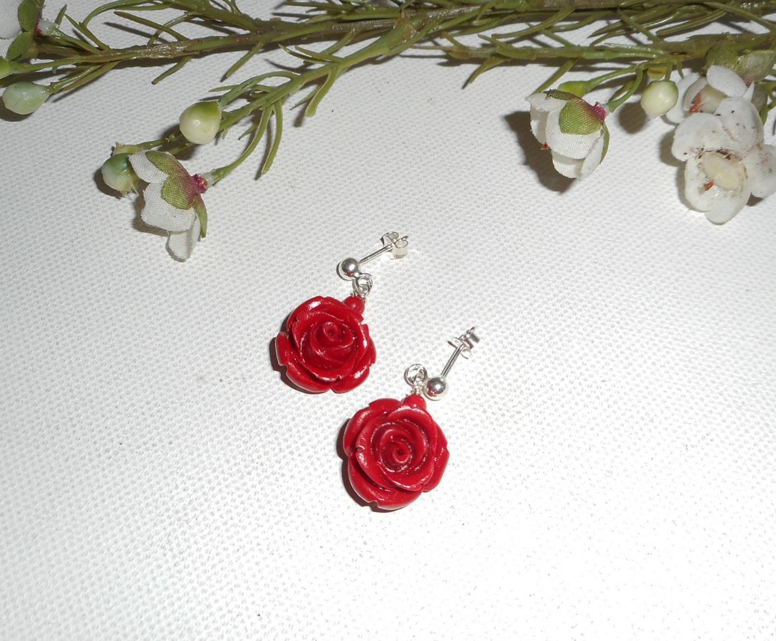 Orecchini con rose rosse, argento 925