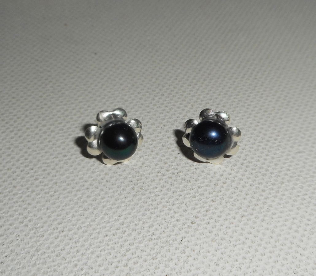 Orecchini con perla coltivata nera, argento 925