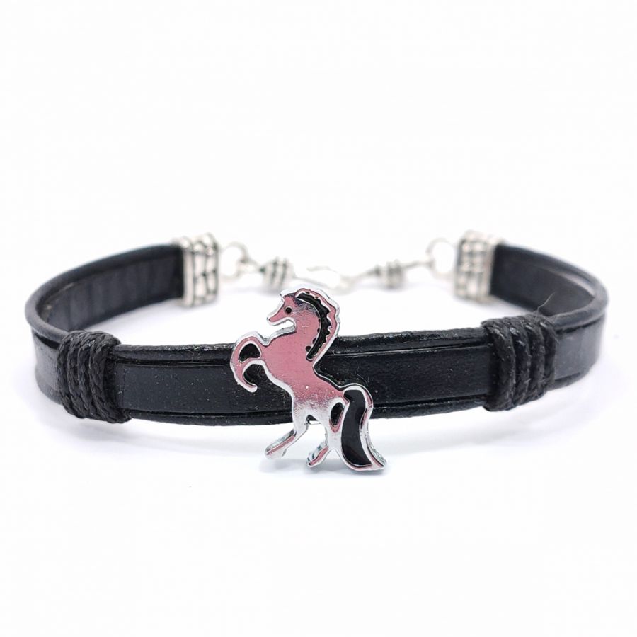 Bracciale con cavallo su cordino di cuoio 