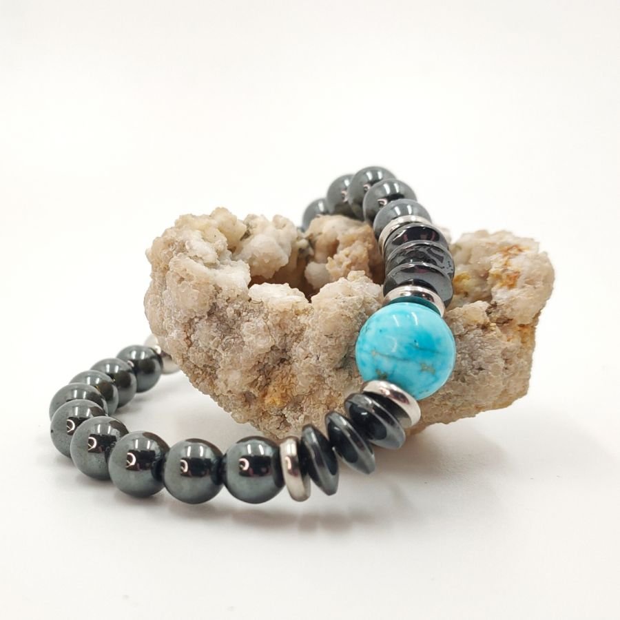 Bracciale con pietre di ematite grigia e amazzonite blu