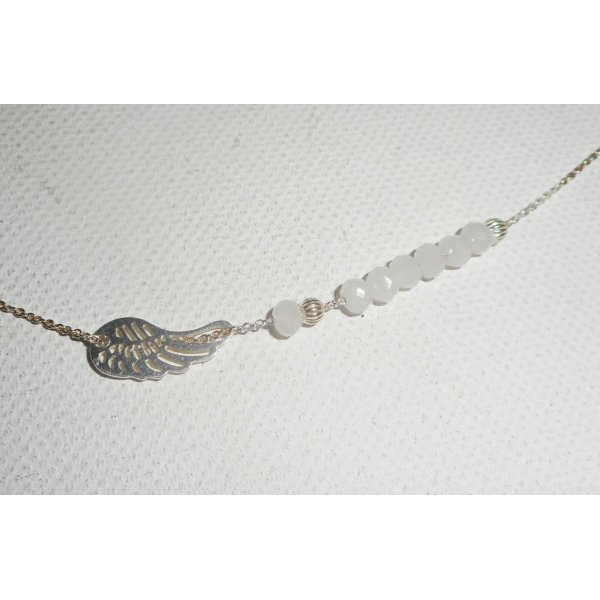 Collana girocollo in argento 925 con piccole perle di cristallo bianche e ad ala