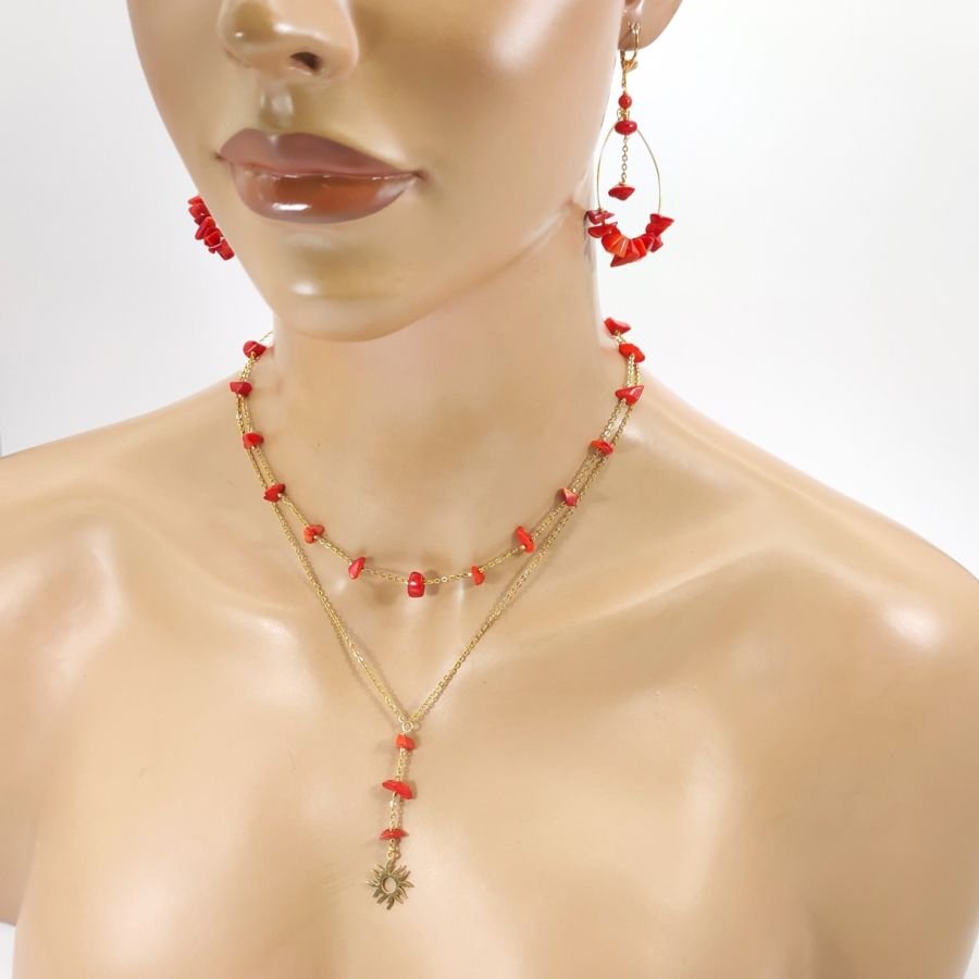  Collana a due file con gorgone e sole rosso