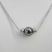 Collana solitario con pietra ematite e perline in acciaio inossidabile